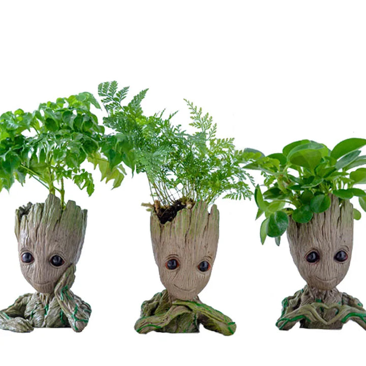 Groot flower pots